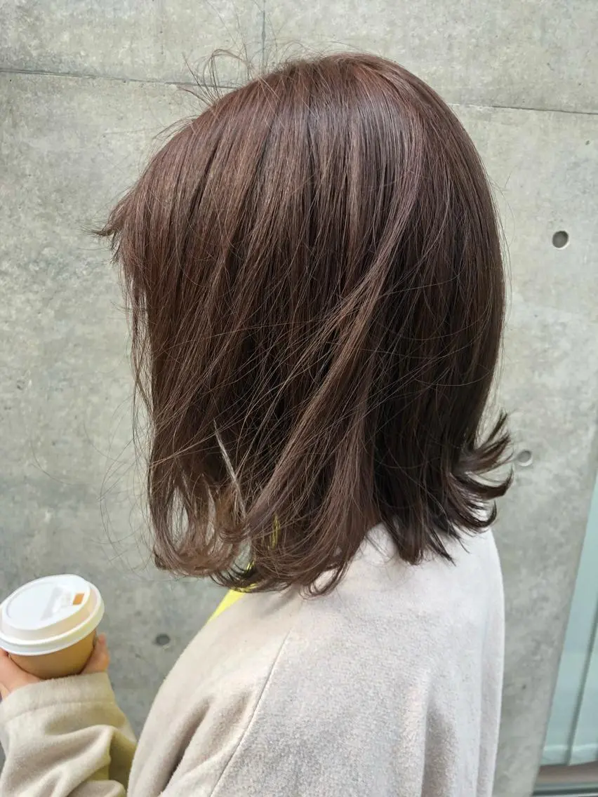 ミディアム カラー ヘアアレンジ やまさきえりこ ニュアンスパーマのヘアスタイル