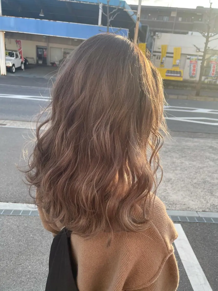 セミロング カラー ベージュカラー 堀田 将輝のヘアスタイル