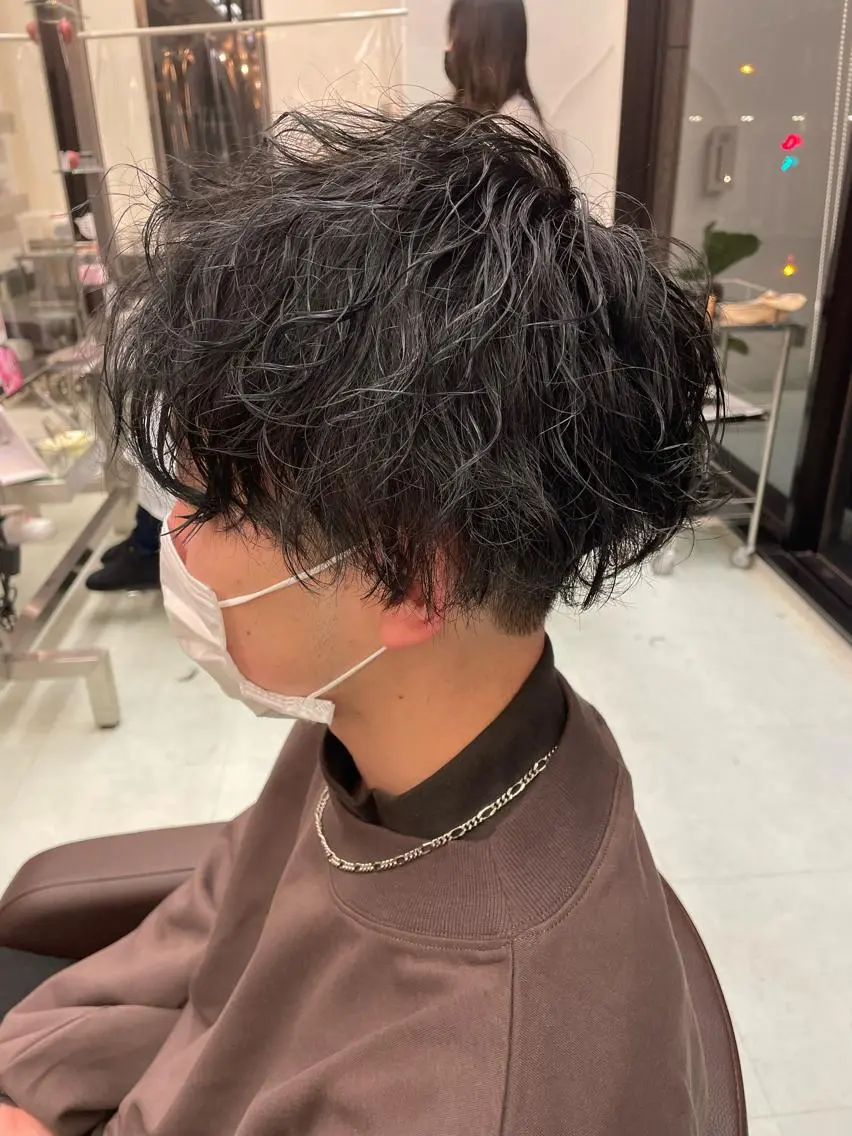 パーマ メンズ メンズパーマ メンズツイストパーマ ツイストパーマ 川上 紗也加のヘアスタイル