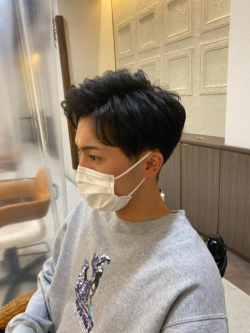 メンズ アップバング 佐野 太河のヘアスタイル