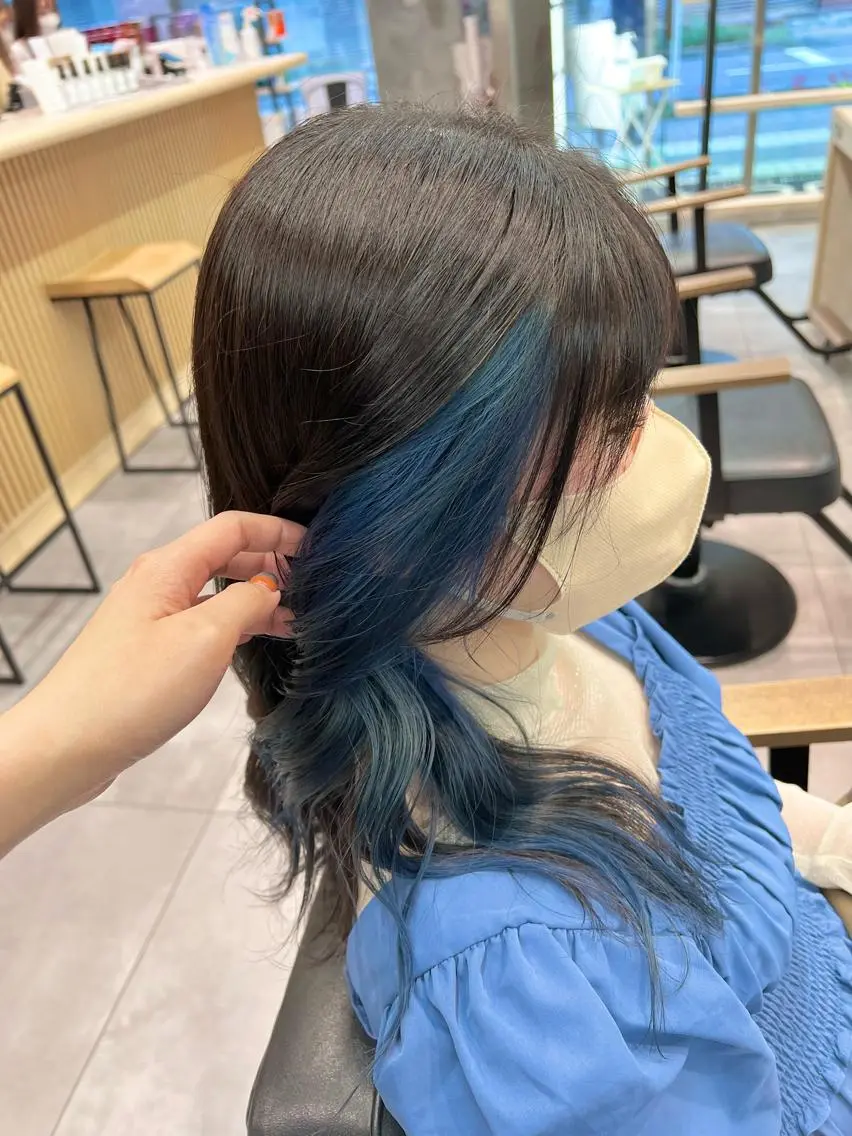 セミロング 🌞レイヤー×カラー 前川那津美🌞のヘアスタイル
