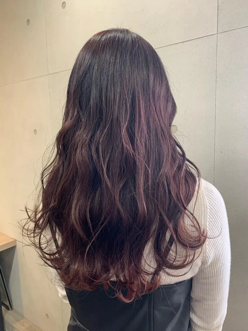 ロング おせ ちさとのヘアスタイル