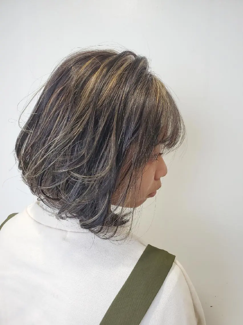 カラー SaKai Nozomiのヘアスタイル