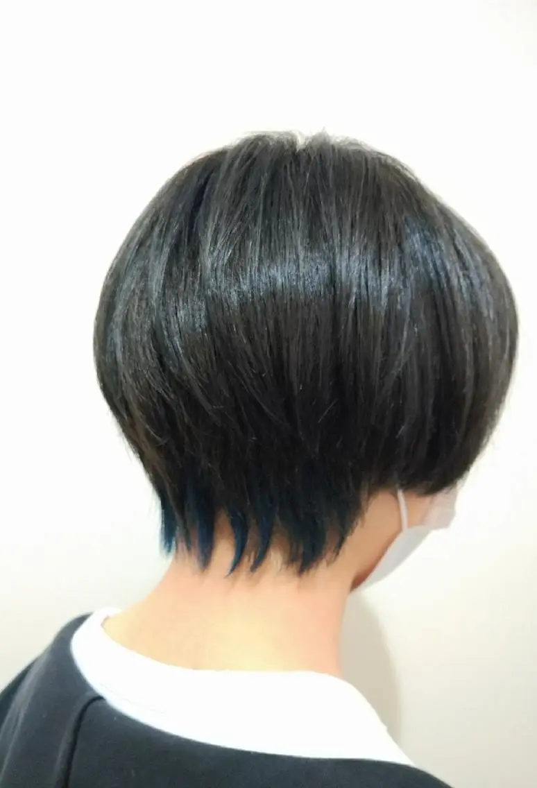 ショート ウルフカット 狩野 歩のヘアスタイル