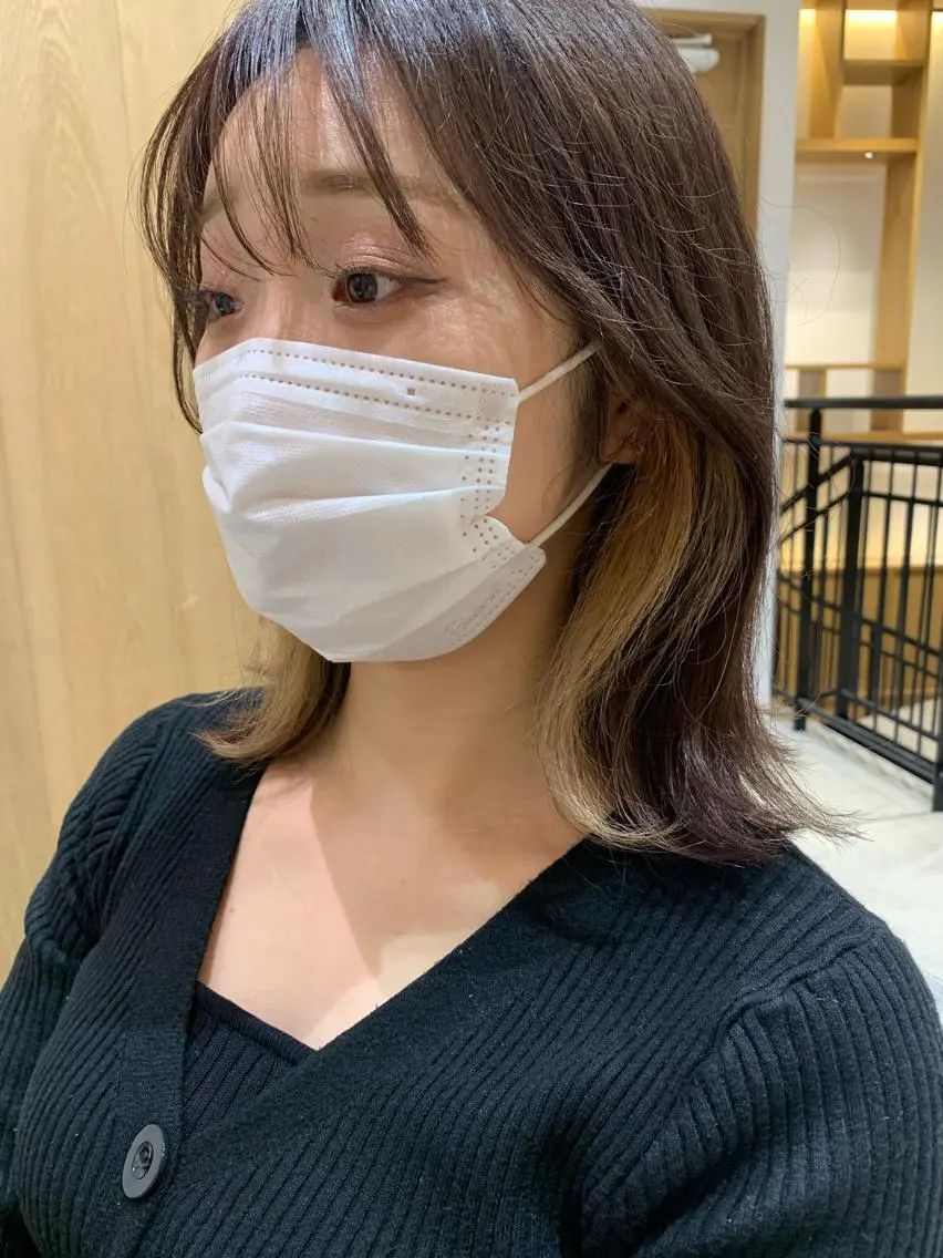ミディアム カラー ヘアアレンジ ヘアカラー トリートメント yuka .のヘアスタイル