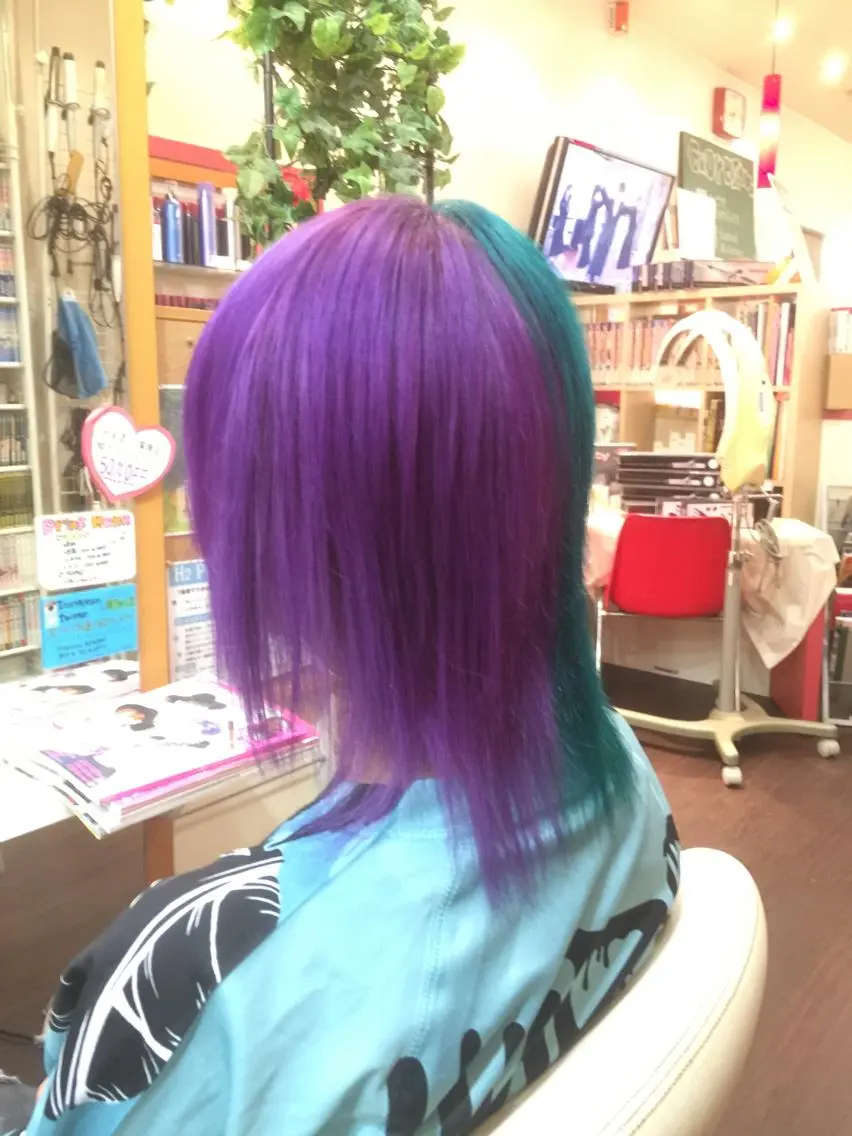ミディアム カラー ツートーンカラー たけい ゆうきのヘアスタイル