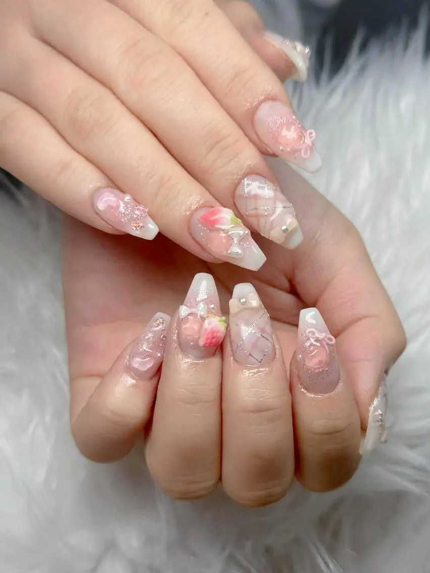 ネイル チークネイル フレンチネイル キラキラネイル 韓国ネイル マグネットネイル ハンドネイル Hbaby nailのネイルデザイン