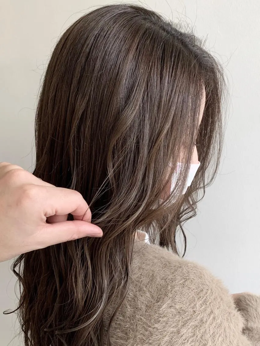 ロング カラー 町田で叶う本物の 髪質改善 鍋谷勇のヘアスタイル