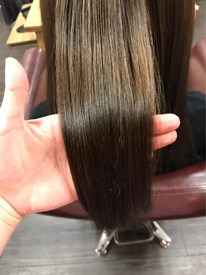 ミディアム 野澤 朱里のヘアスタイル