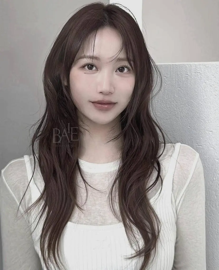 セミロング 韓国特化型 エクステ、カラー専門のヘアスタイル