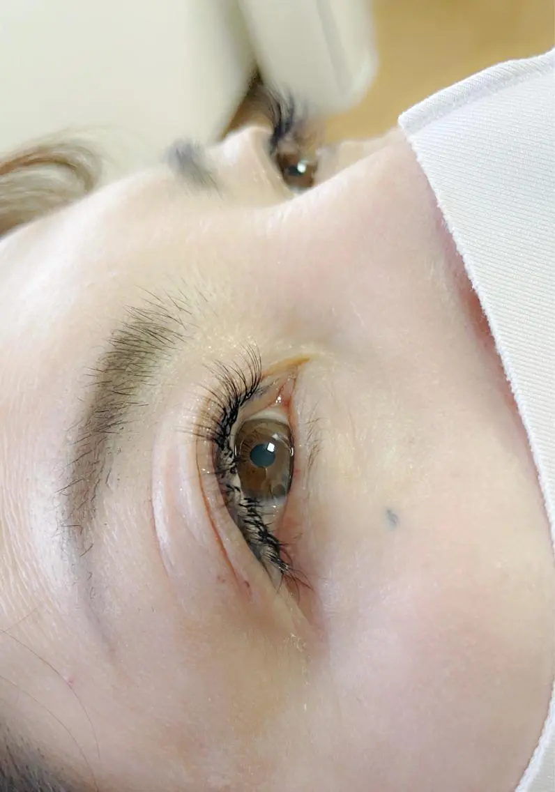 マツエク・マツパ ボリュームラッシュ An'z LASH (アンズラッシュ)の眉毛・アイブロウイメージ