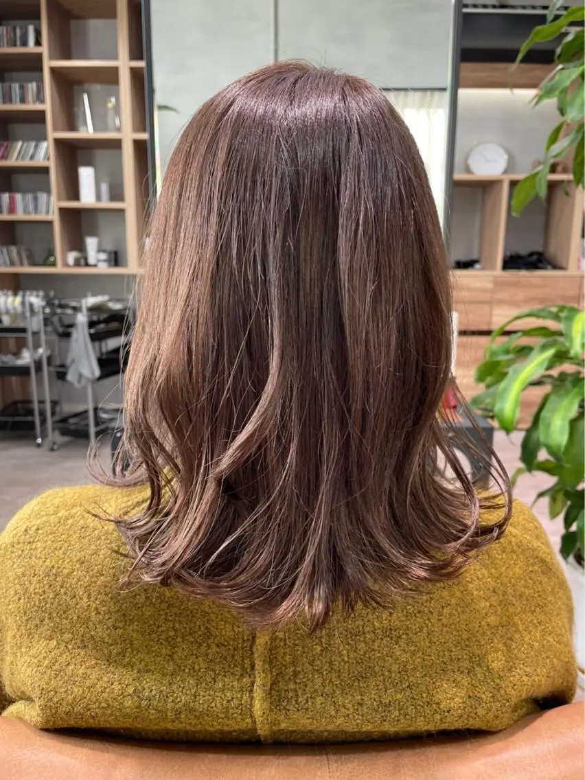 ミディアム ヘアカラー 大久保 優香のヘアスタイル