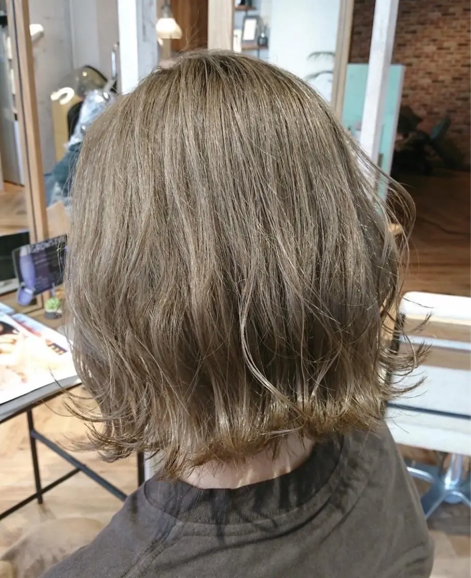 ショート カラー カット 𓏸𓈒𓂃早坂 浩行𓂃𓈒𓏸のヘアスタイル
