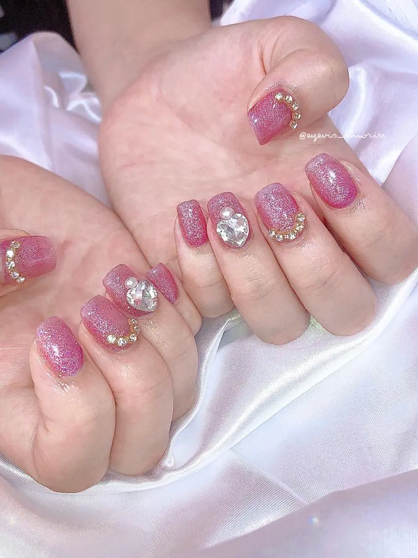 ネイル ROWnail Shioneのネイルデザイン