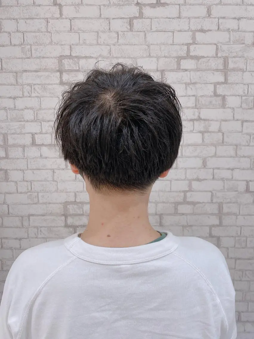 ショート ヘアアレンジ メンズ カット ブリーチなし艶カラー 東家のヘアスタイル