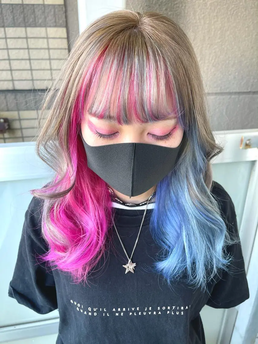 ロング カラー 岩谷/ブリーチ 🪽透明感カラーのヘアスタイル