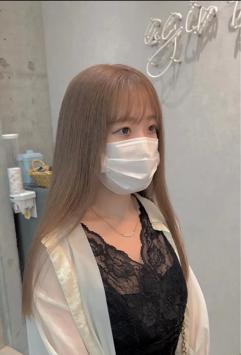 ロング カラー ヘアアレンジ アッシュ ベージュカラー ブリーチ ケアブリーチ ダブルカラー 髪質改善ストレート sotaのヘアスタイル