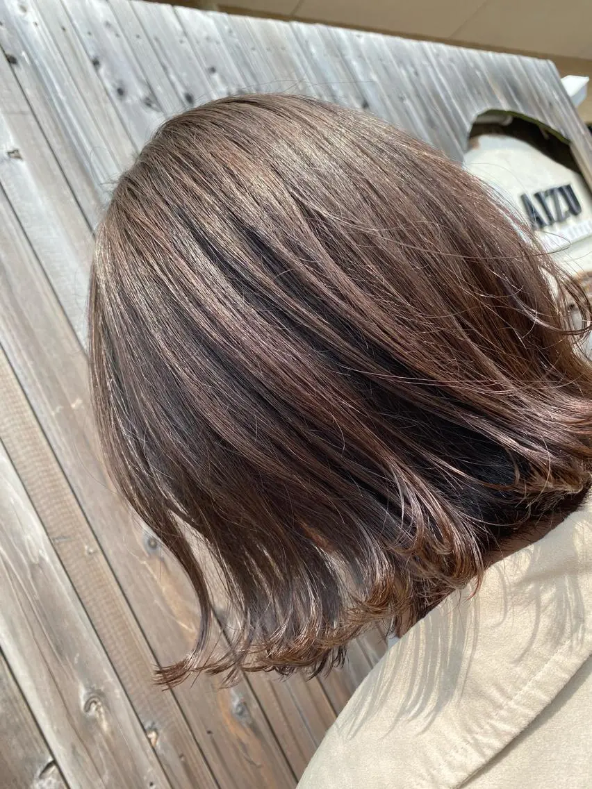 ショート カラー ブリーチカラー🫧 森　凪沙のヘアスタイル