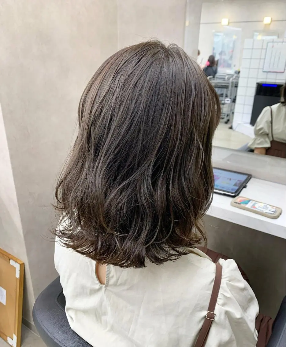 セミロング 【丁寧なカウンセリ ング】MIHOのヘアスタイル