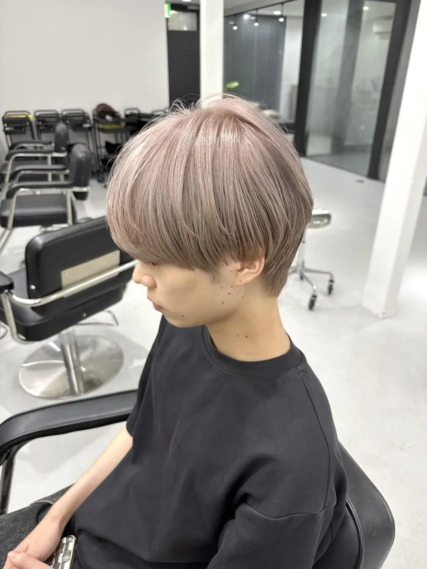カラー メンズ カット ヘアカラー トリートメント ベージュ/髪質改善 新潟/万代/井上佑のヘアスタイル