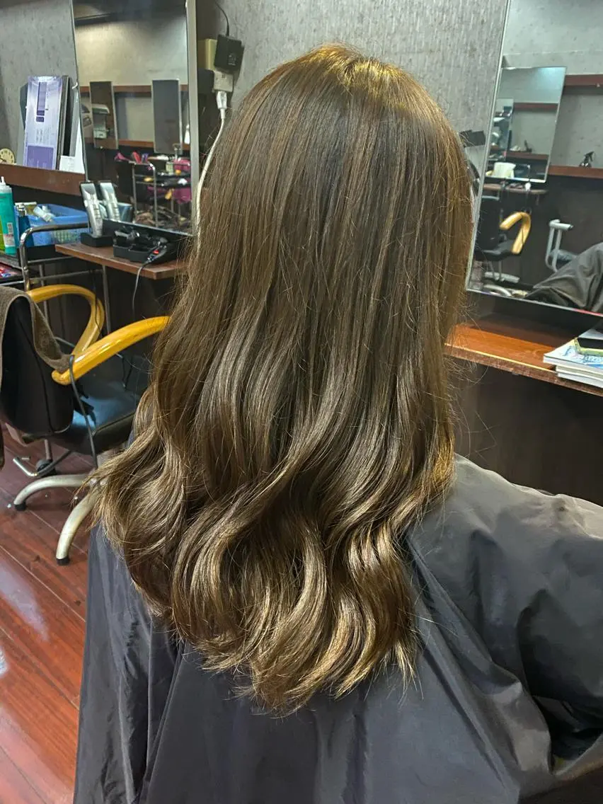 セミロング カット ヘアカラー トリートメント Luzir⭐︎ GEN⭐︎のヘアスタイル