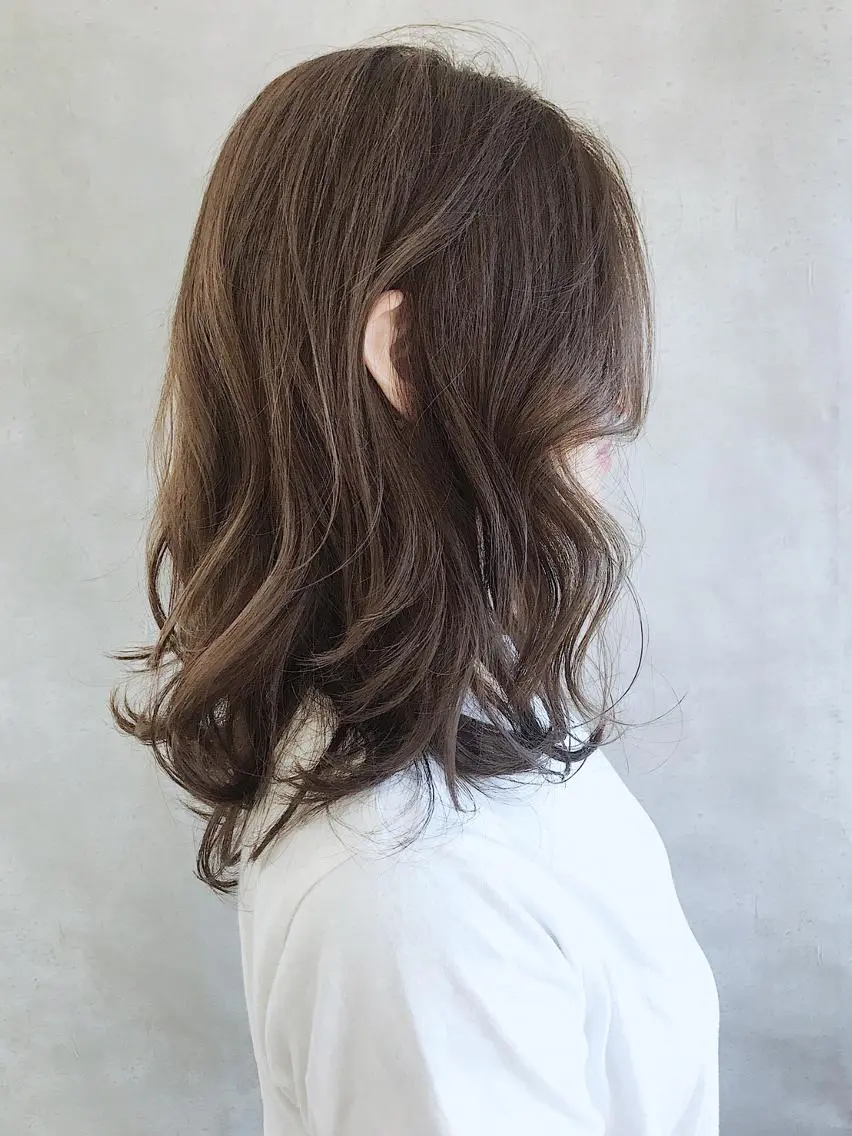 ミディアム カラー アディクシーカラー ブリーチ ケアブリーチ ダブルカラー ハイライトカラー MOU namba ムウナンバのヘアスタイル