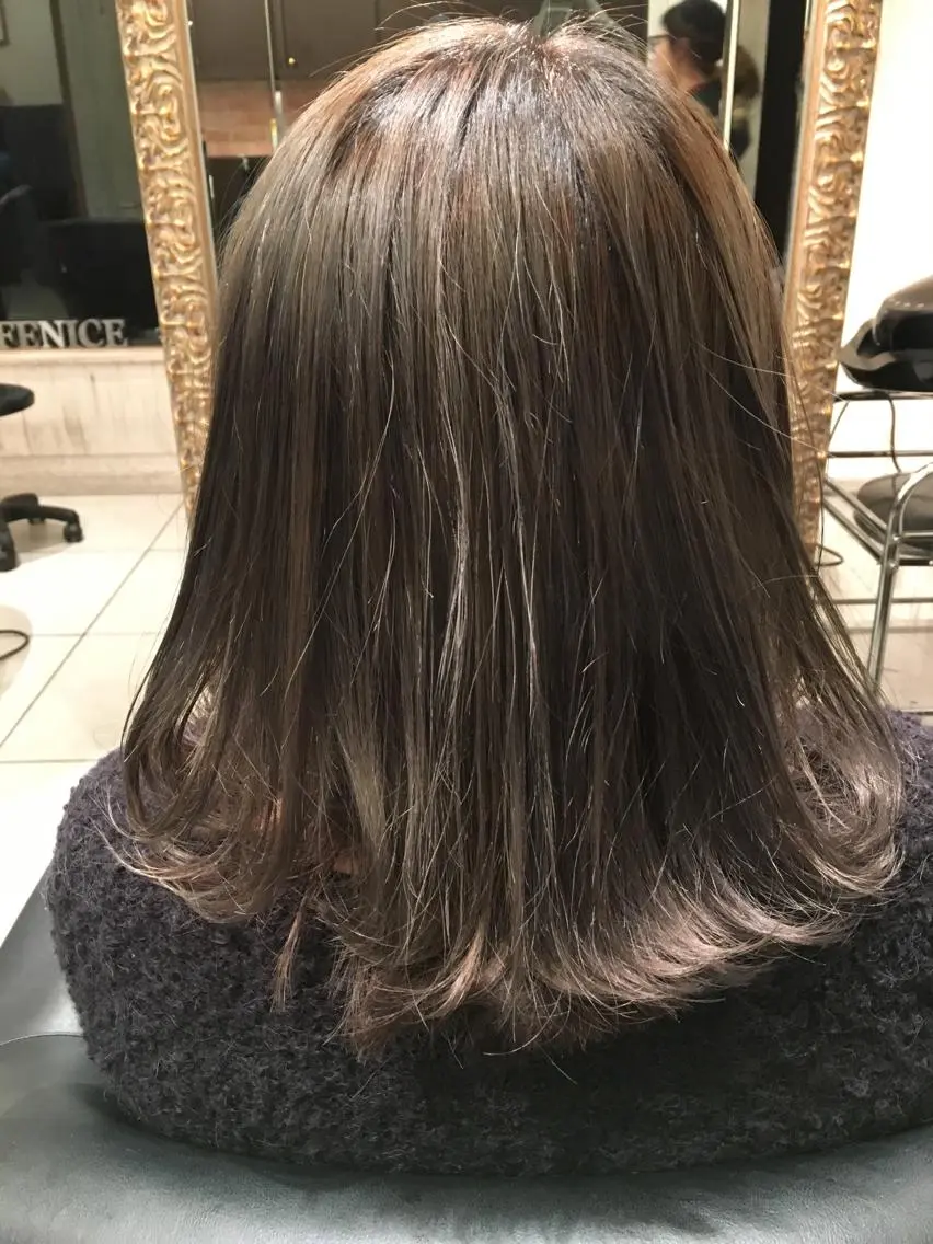 ミディアム カラー ダブルカラー グレージュ 永井大樹✨ 透明感カラー✨のヘアスタイル