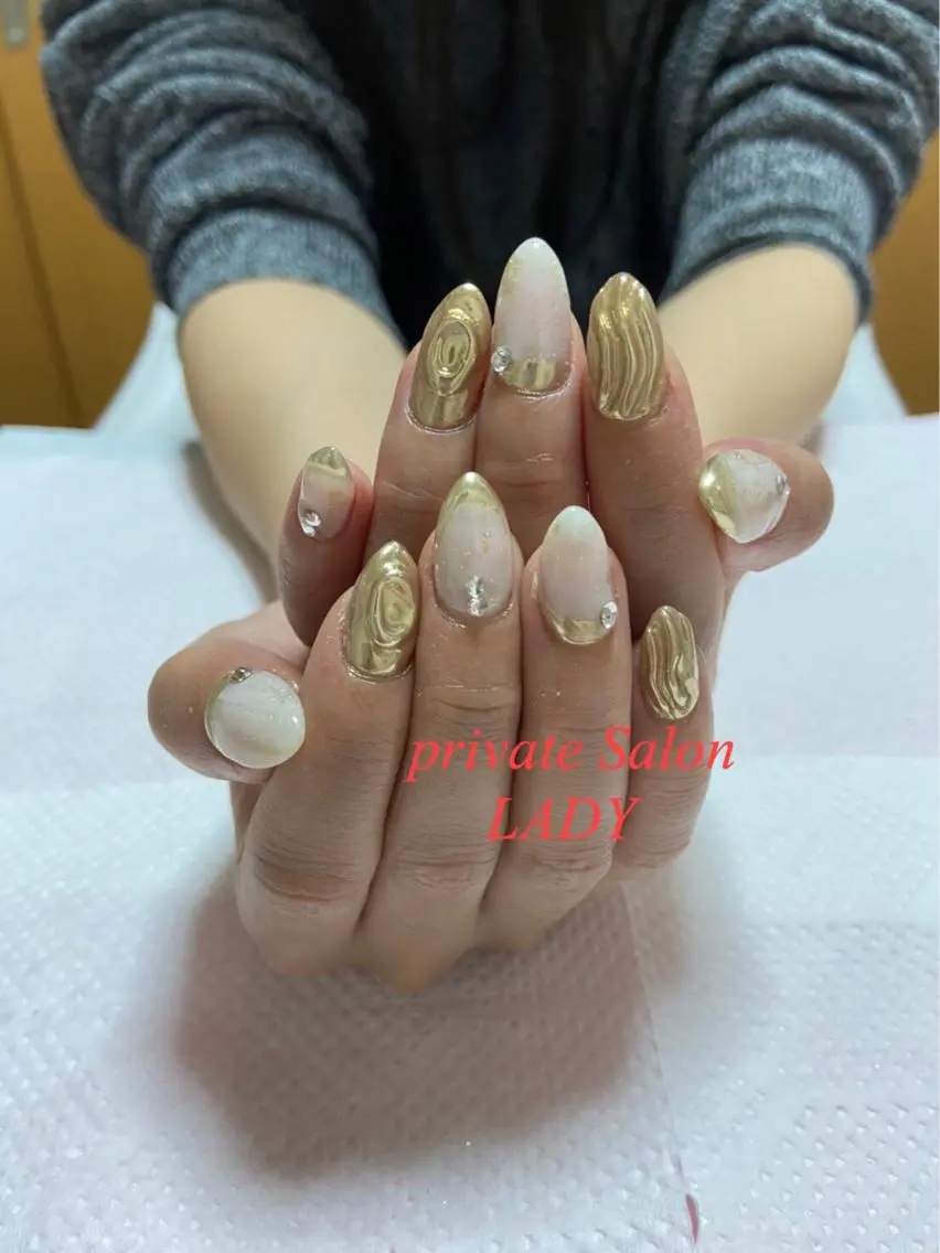 ネイル ハンドネイル 桜田 麻菜のネイルデザイン
