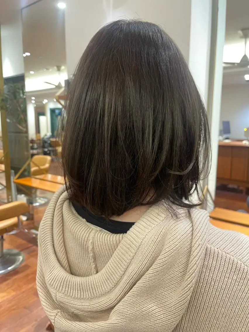 カラー アッシュ アッシュグレー アッシュグレージュ グレージュ 大前斗夢ショート /くびれカットのヘアスタイル