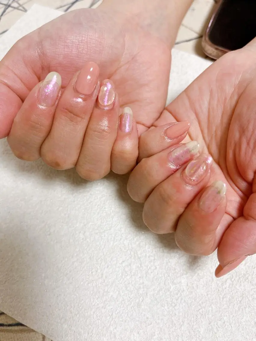 ネイル オーロラネイル フラワーネイル フットネイル フレンチネイル ジェルネイル ハンドネイル mogunail &blowのネイルデザイン