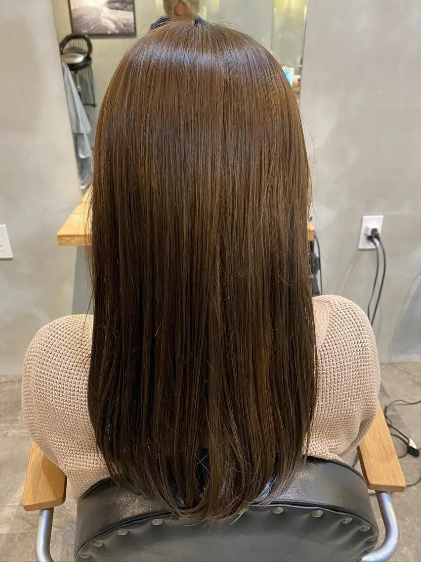 セミロング 小山 奏良のヘアスタイル