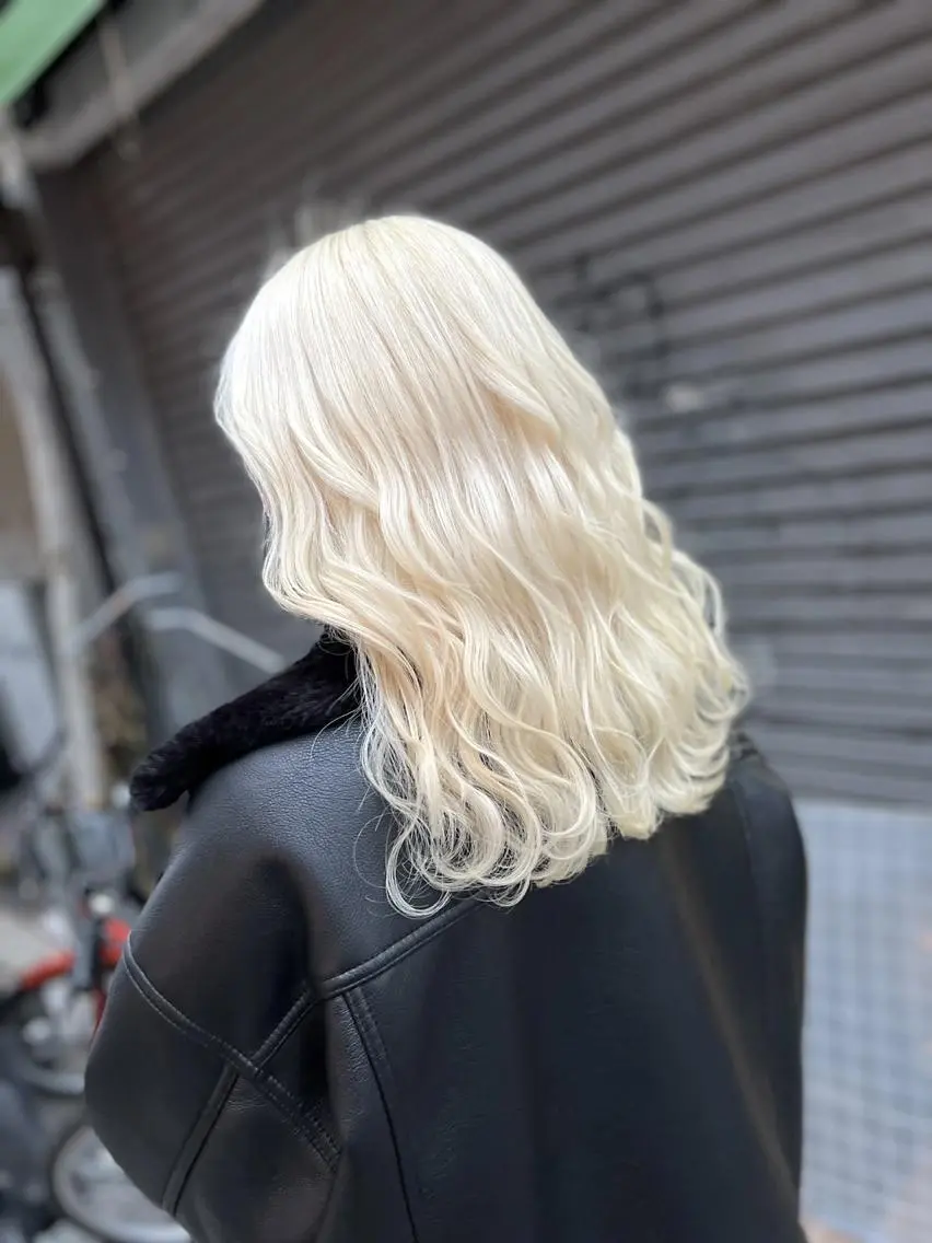 ロング ヘアカラー BAY ソウタのヘアスタイル