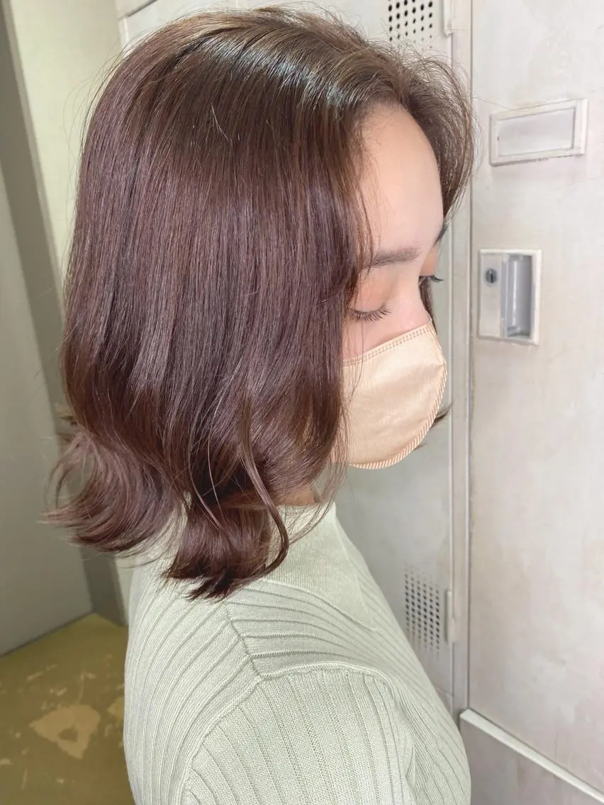 ミディアム ヘアカラー トリートメント 透明感カラー NAN AMI グレージュのヘアスタイル
