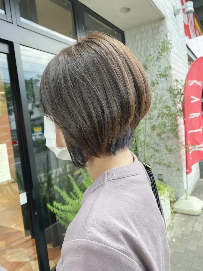 ショート カラー 【育休中】EARTH 荒井店HARUNAのヘアスタイル