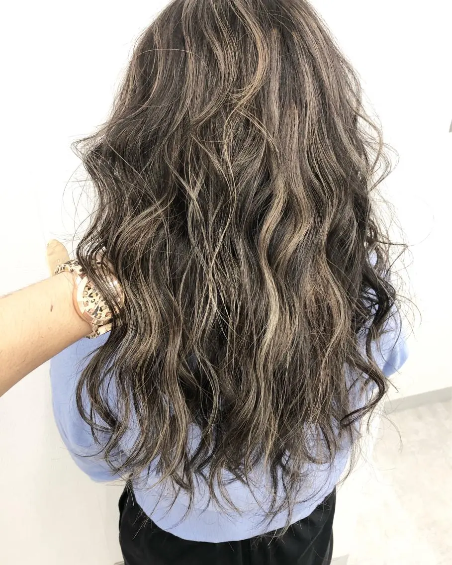 セミロング カットモデル急募🌈 技術責任者久保のヘアスタイル