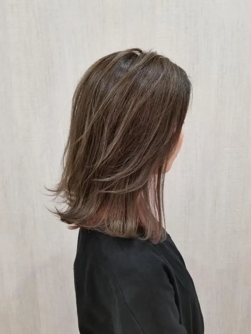 セミロング カラー アッシュ ベージュカラー カット ヘアカラー 美髪✨髪質改善特化 🦩対馬🦩のヘアスタイル