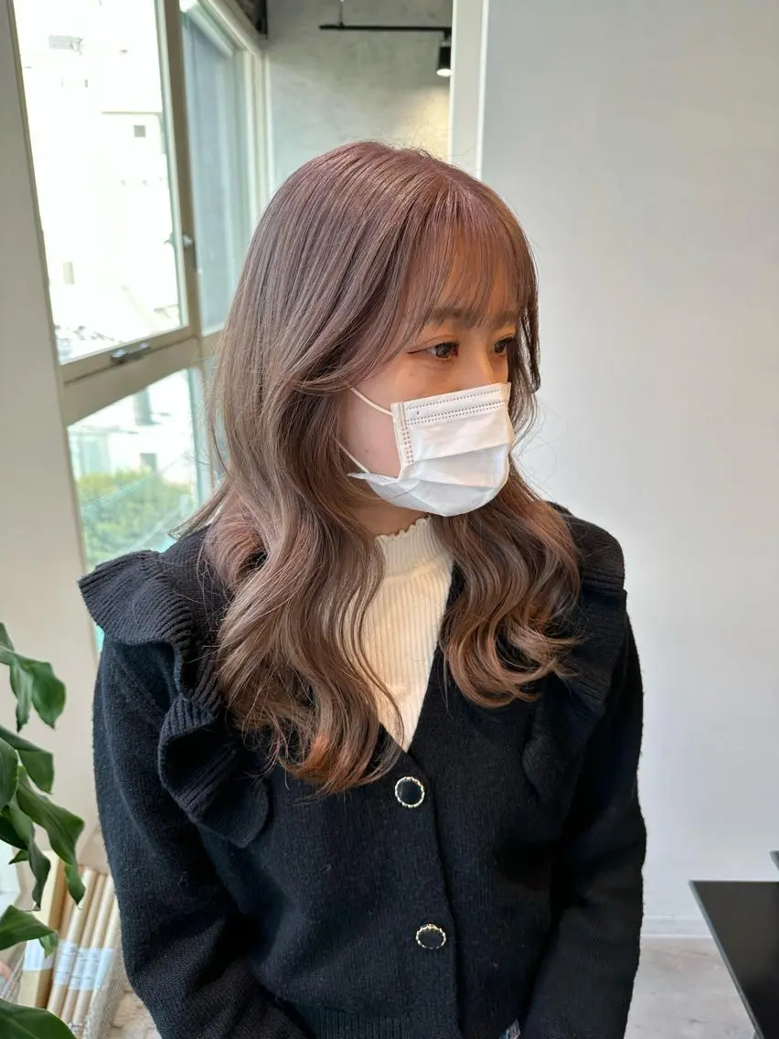 カラー ヘアカラー ヤクシジ レンのヘアスタイル