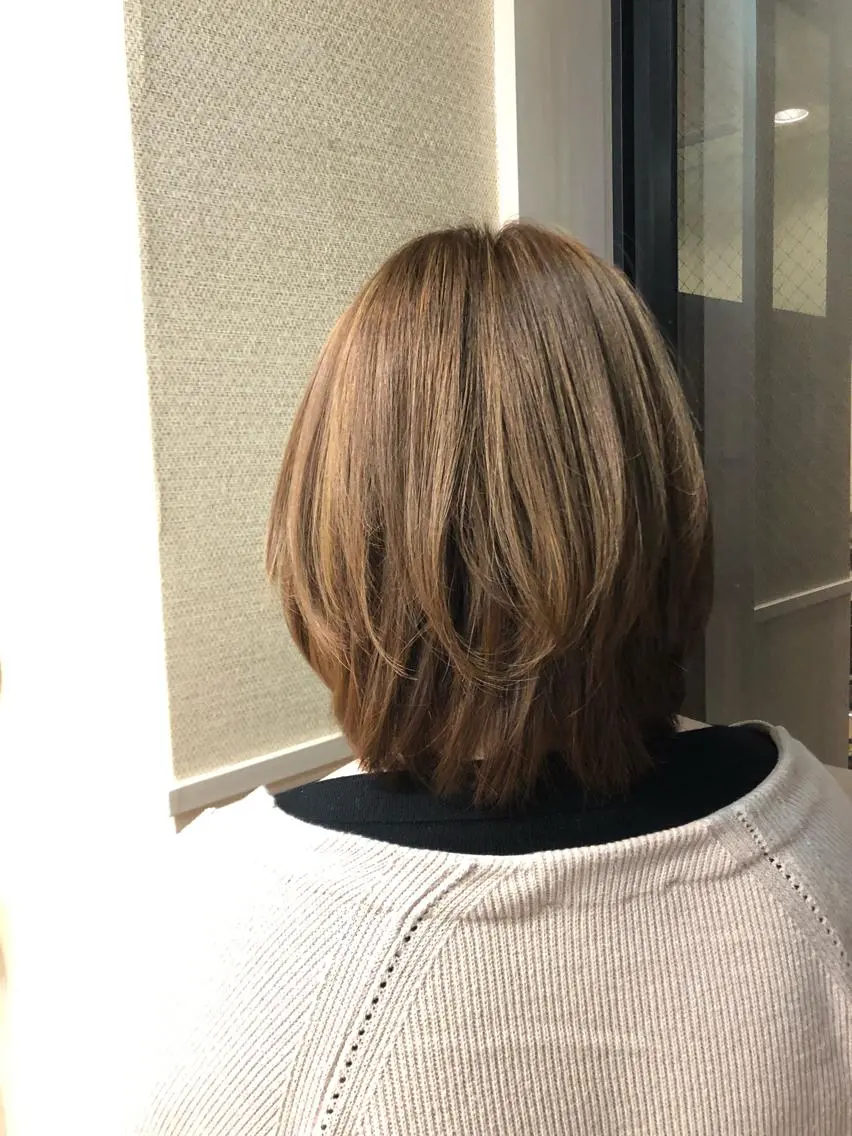 ミディアム カラー パーマ ヘアアレンジ メンズ キッズ ネイル マツエク・マツパ トリートメント ヘッドスパ MEGUMI megumiのヘアスタイル
