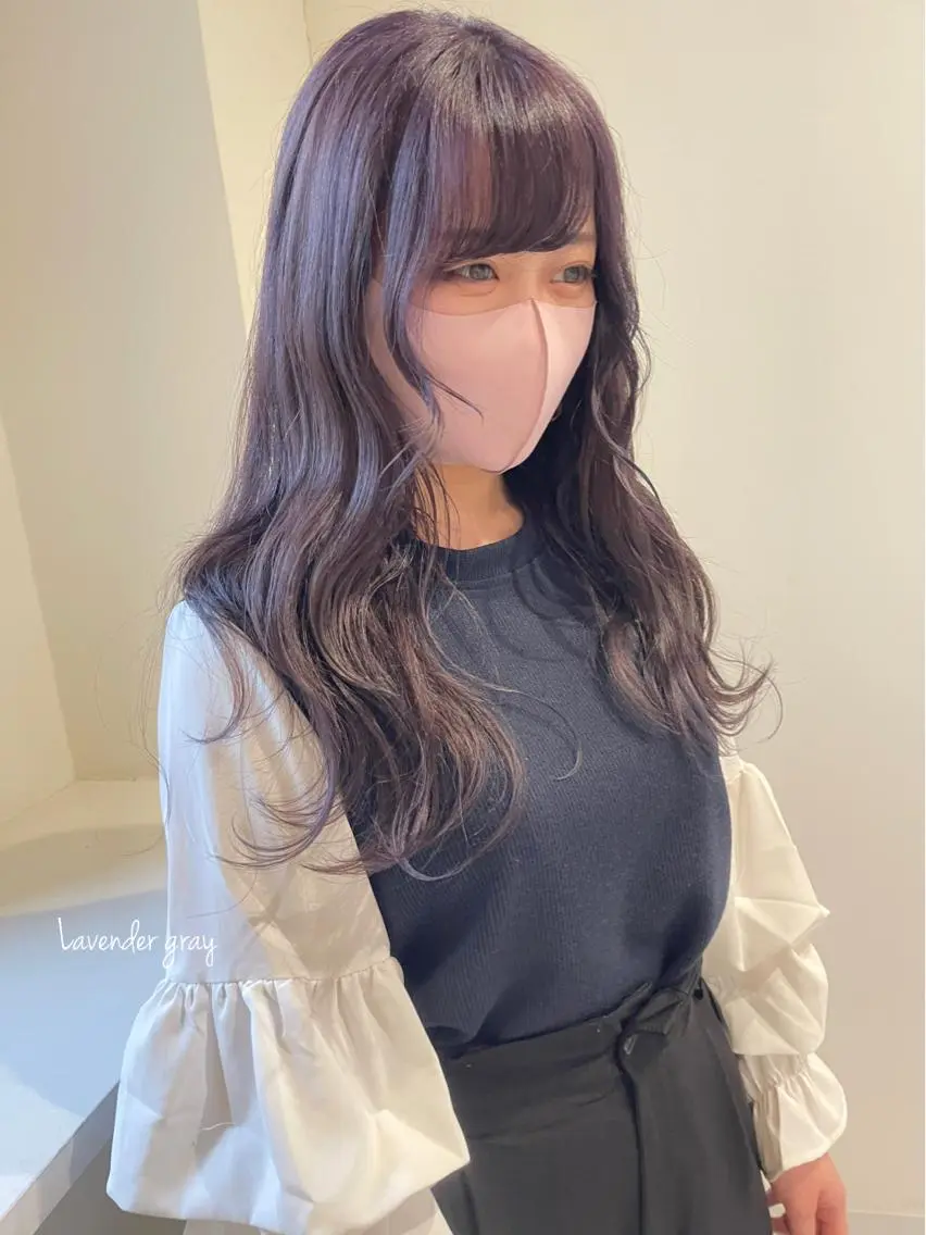 セミロング カラー ブリーチ ラベンダーカラー ラベンダーグレー 清水 亮太／赤み消しカラーのヘアスタイル