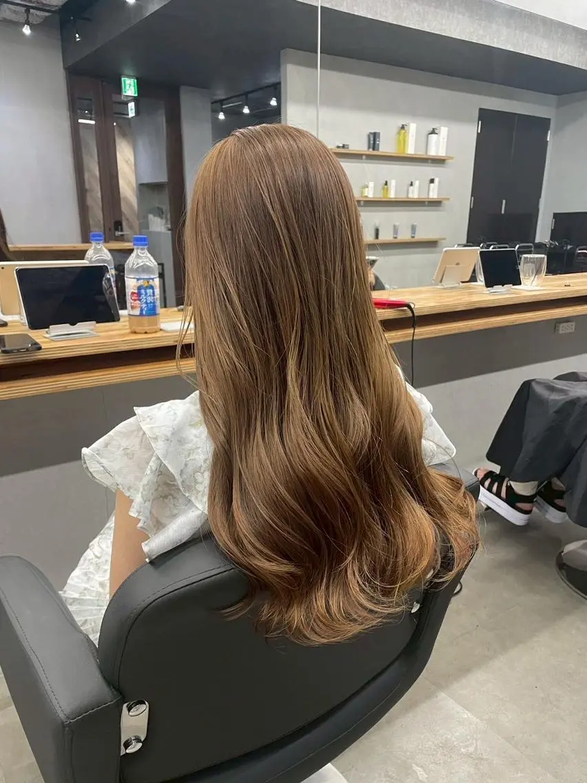 ロング カット ヘアカラー トリートメント N 【エヌ】のヘアスタイル