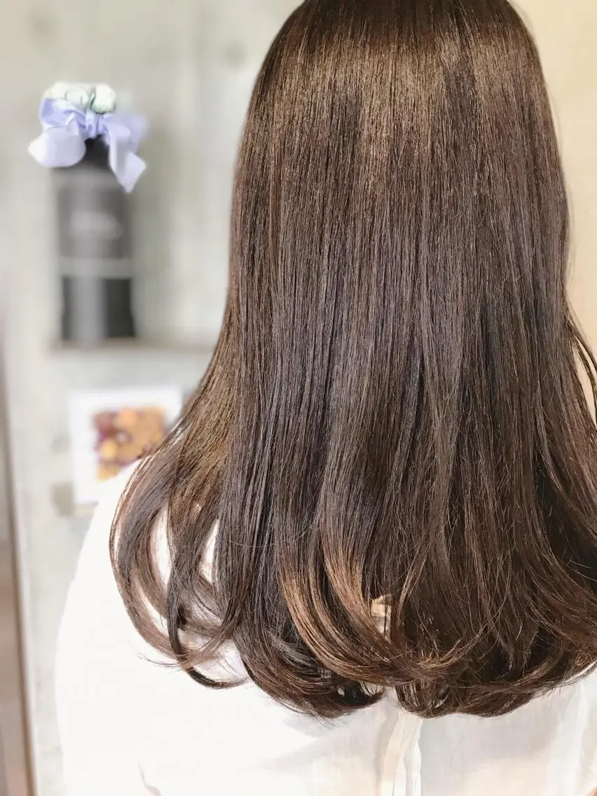 セミロング カット ヘアカラー トリートメント ヒラヤマ ユウスケのヘアスタイル