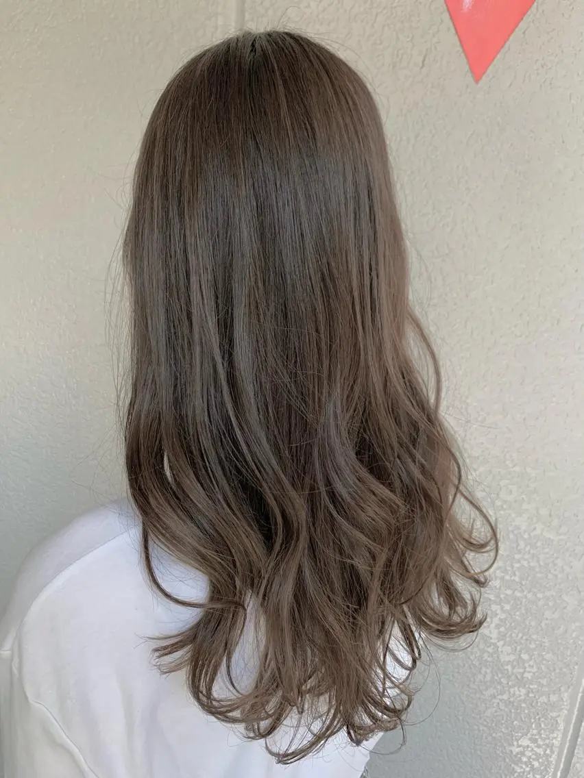 ロング カラー ブラウンカラー キャラメルブラウン 💎赤み消しカラー 特化型デザイナー💎のヘアスタイル