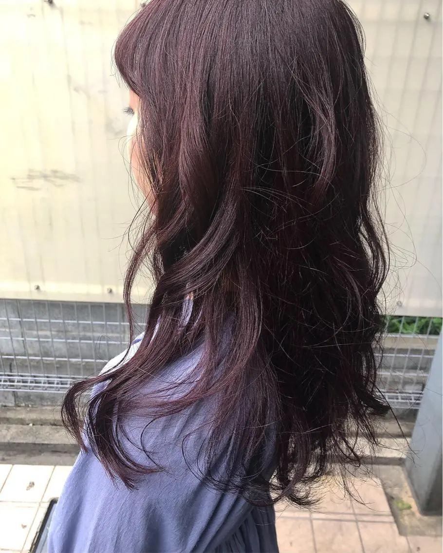 セミロング カラー カシス レッドカラー パーマ美容師 hanaのヘアスタイル