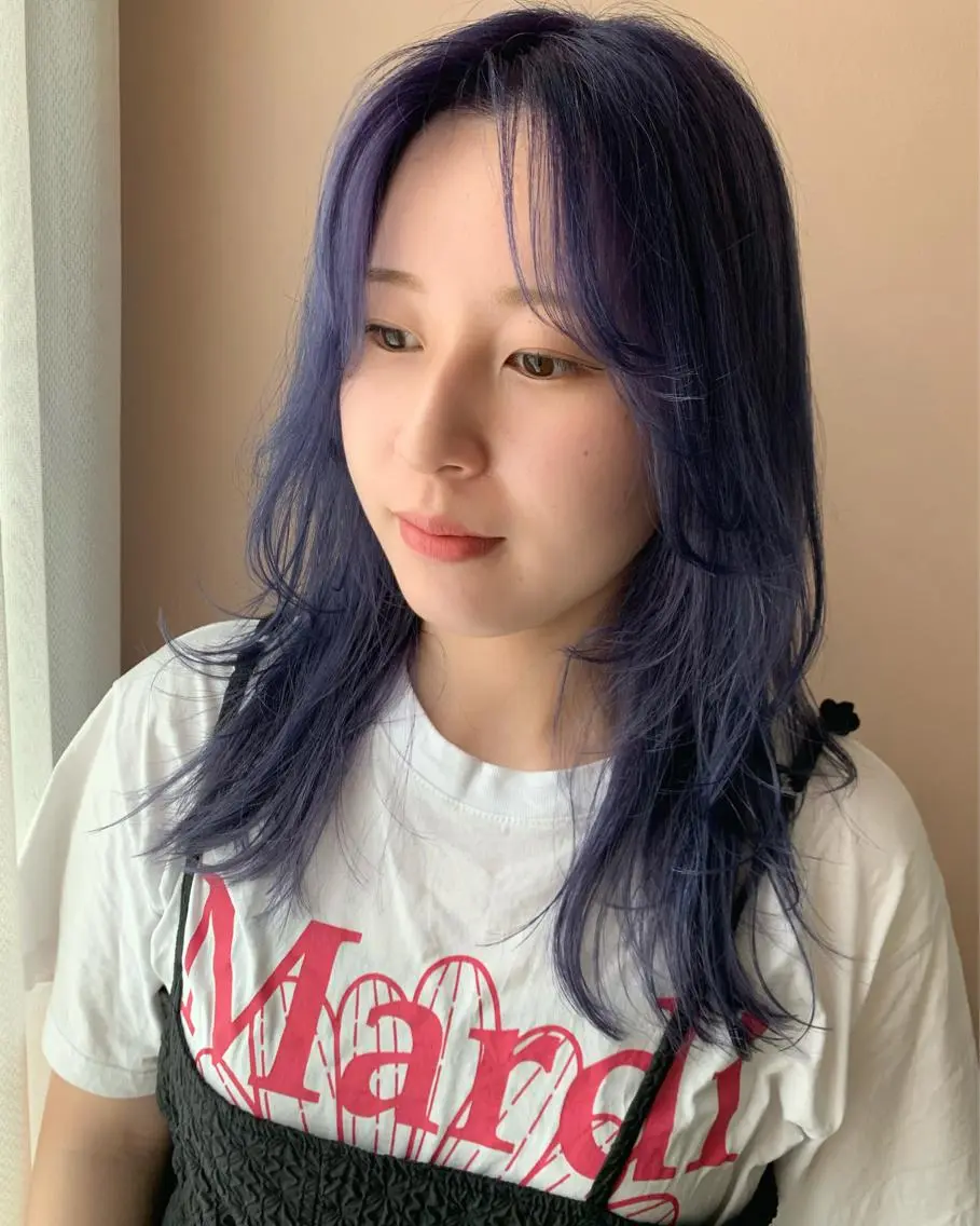 ロング カラー ブリーチ ラベンダーカラー レイヤーカット ウルフカット ウルフレイヤー カット ヘアカラー トリートメント hubhair レイヤー/透明感のヘアスタイル