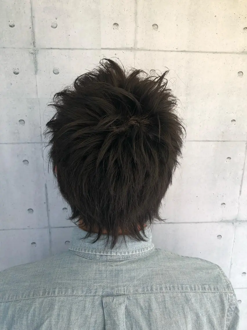 ショート パーマ メンズ メンズウルフカット ショートヘア ウルフカット 北脇 健治のヘアスタイル