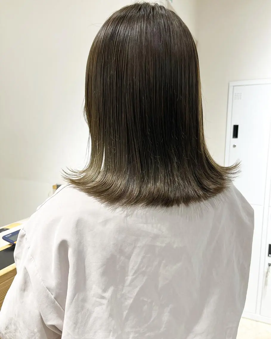 セミロング カラー ヘアアレンジ カット ヘアカラー トリートメント ヘアセット 🌷ボブ/髪質改善 ストレートのヘアスタイル