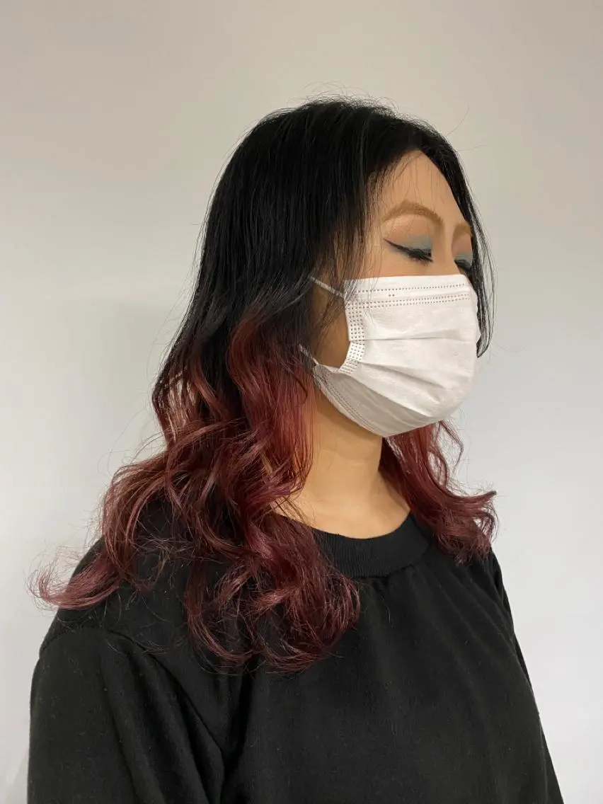 ロング カラー KOOKI スティードトーキョーのヘアスタイル