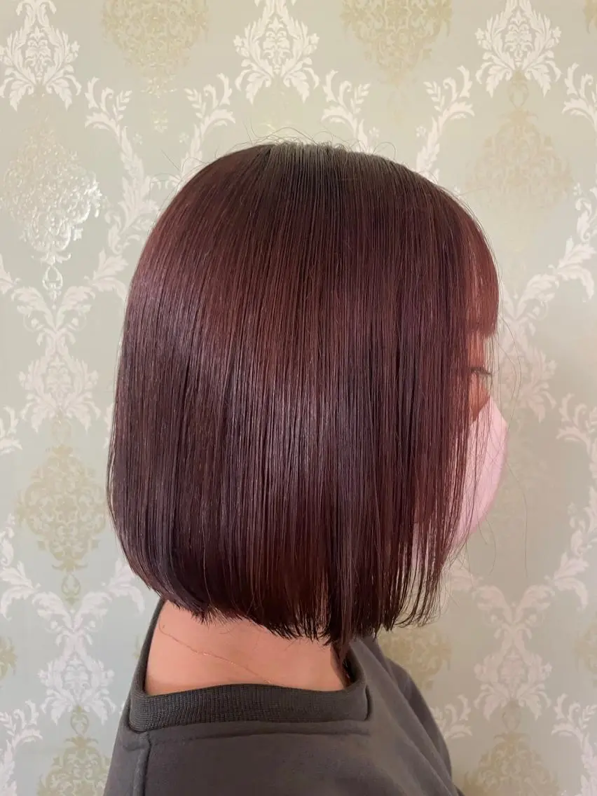 ショート カラー ブラウンカラー ピンクカラー ピンクブラウン ボブ EARTH中島 秋桜久のヘアスタイル