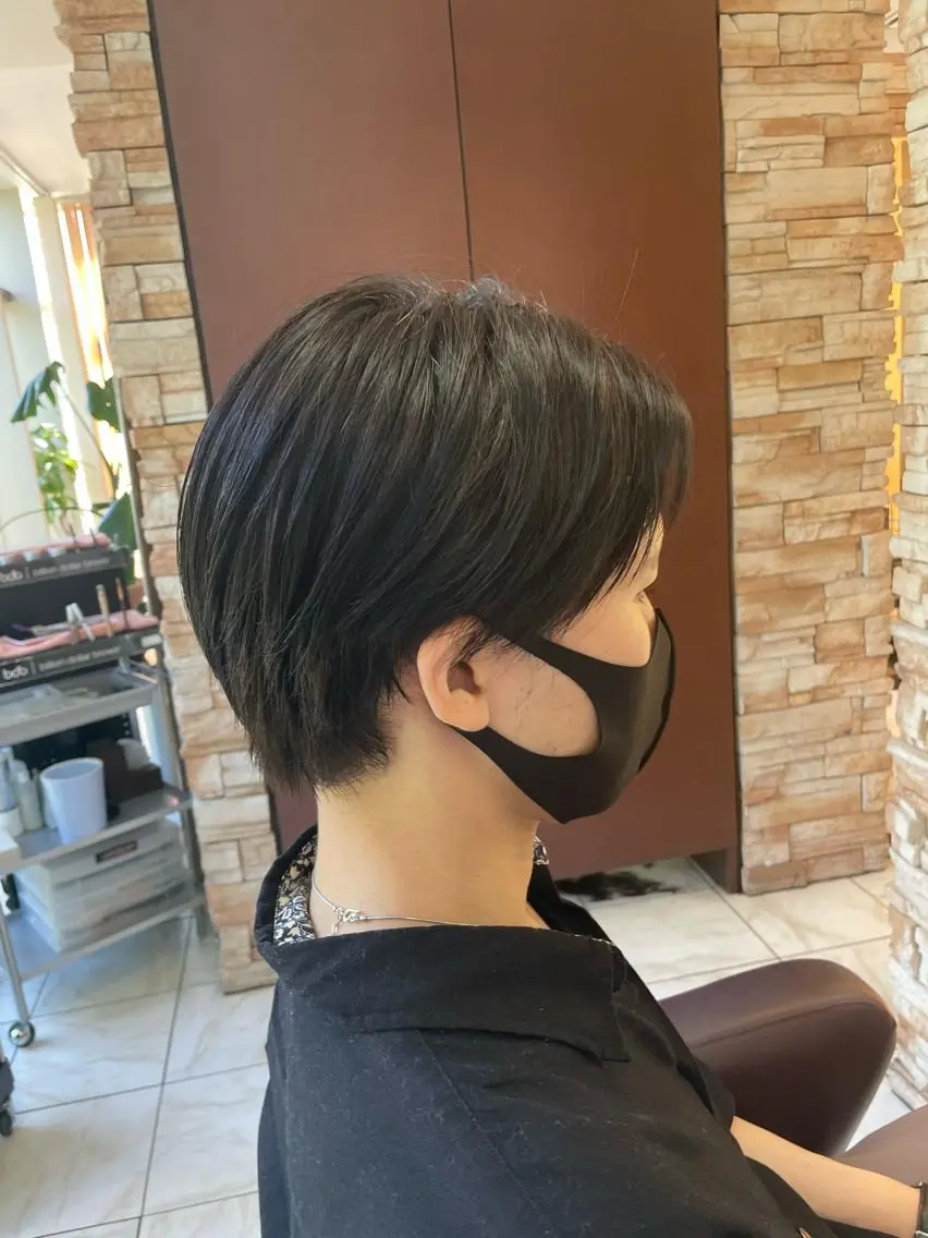 ショート カット 新籾 尚哉のヘアスタイル