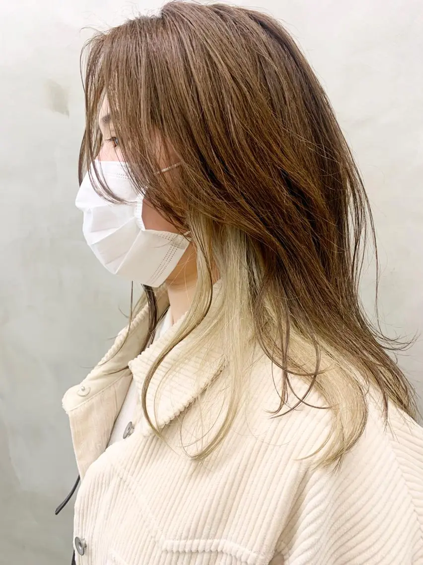 カラー ブリーチ モエ 代々木公園/神山町のヘアスタイル